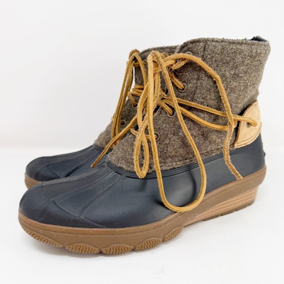 duck boots slip on womens